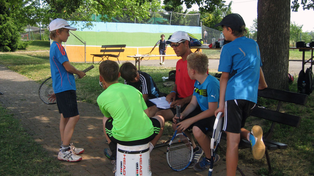 2013-08 Tennis 5c 03 web