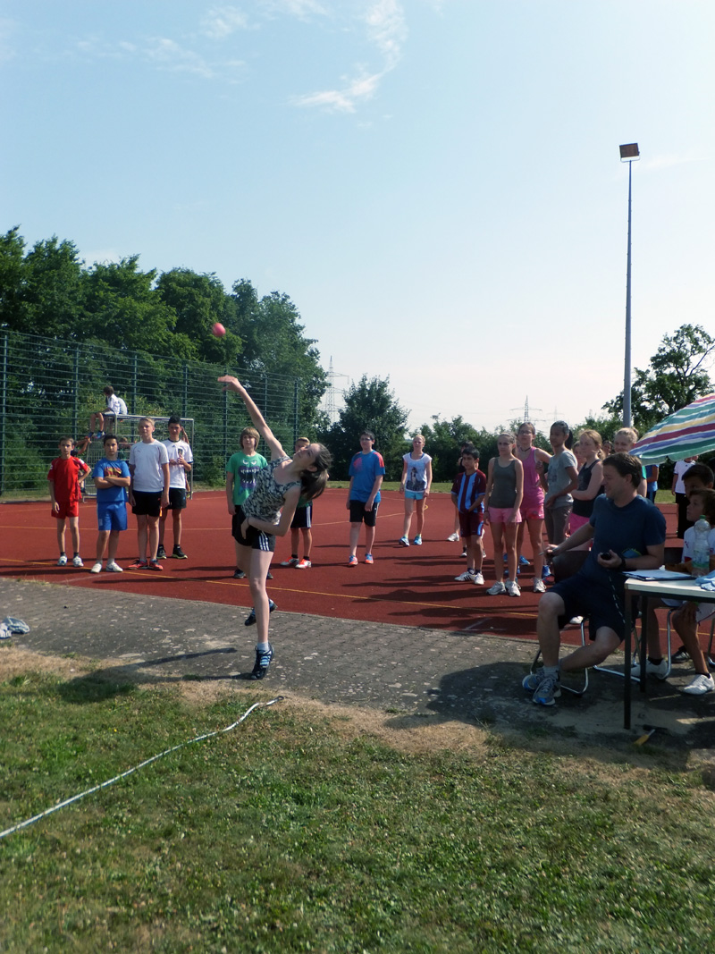 2013-09 Bundesjugendspiele  03 web Werfen