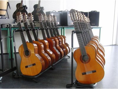 Musik an der Schule: Gitarren